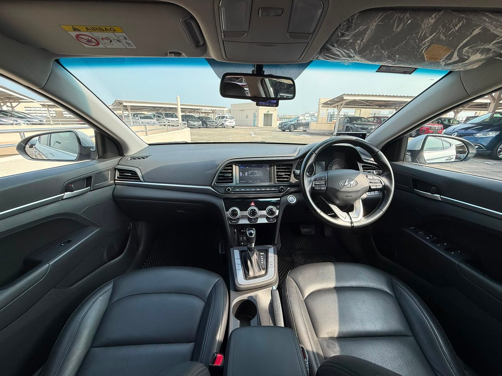 Hyundai Avante 1.6 GLS photo 6